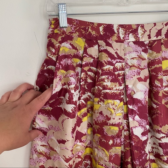 Tibi Silk pink Watercolor colorful shorts skort 6 - Picture 3 of 9